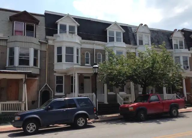 Property at 642 W Princess St Unit 2, York, PA, 17401, 3 beds, 1 bath, [object Object]