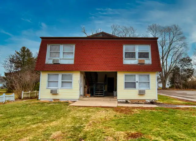 Property at 201 S Maple St Unit B, Toluca, IL, 61369, 2 beds, 1 bath, [object Object]
