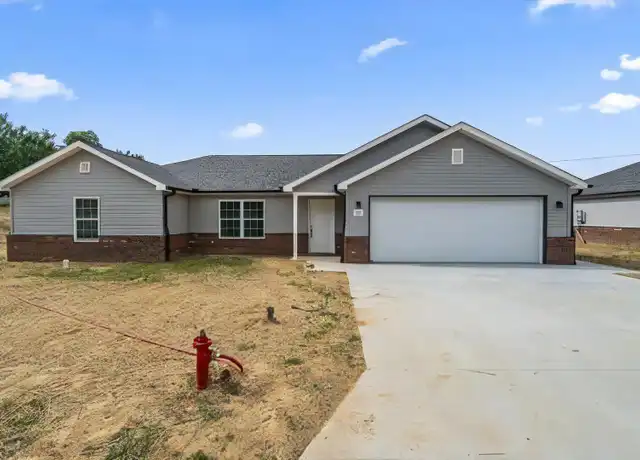 Property at 320 Oak Grove Cir, Cape Girardeau, MO, 63701, 2 beds, 1.5 baths, [object Object]