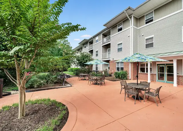 Photo of 2001 Southampton St, Woodbridge, VA 22191
