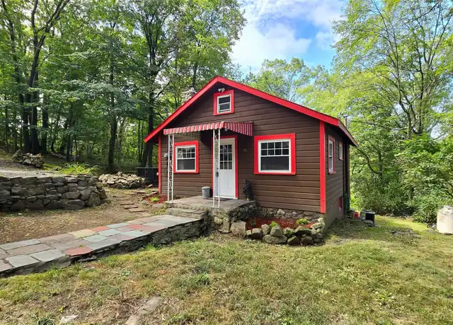 Property at 35 Cooper Rd, Monroe, NY, 10950, 2 beds, 1 bath, [object Object]