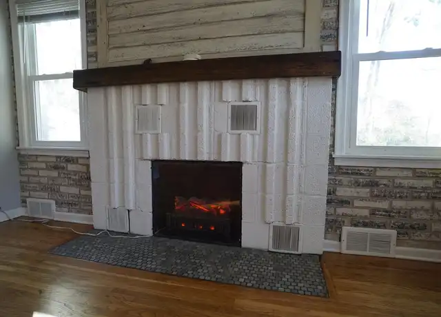 Property at 1160 Main St Unit 2, Lino Lakes, MN, 55014, 2 beds, 1 bath, [object Object]
