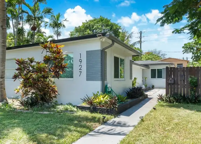 Property at 1927 Plunkett St Unit 1-2, Hollywood, FL, 33020, 2 beds, 2 baths, [object Object]