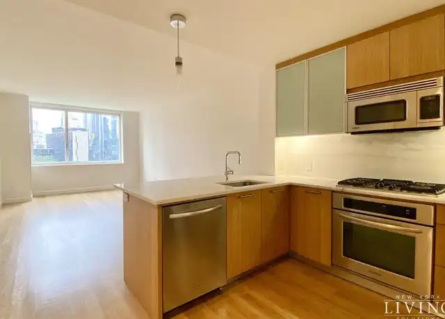 Property at 300 N End Ave Unit 9B, New York, NY, 10282, 1 bed, 1 bath, [object Object]