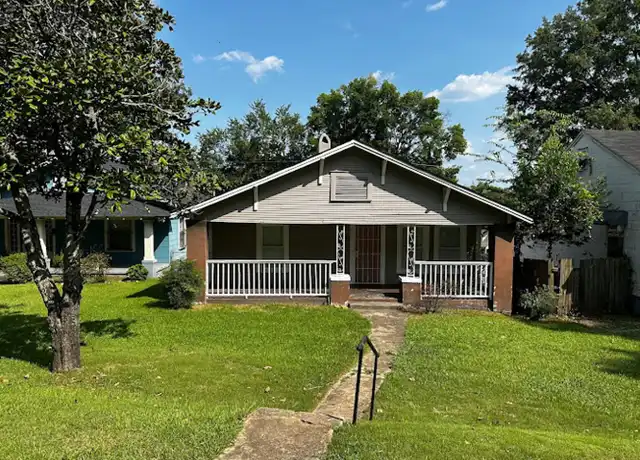 Property at 2633 28th St SW, Birmingham, AL, 35211, 3 beds, 1 bath, [object Object]