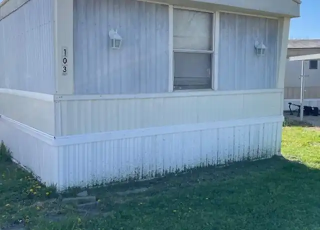 Property at 103 Pine St, Marissa, IL, 62257, 3 beds, 2 baths, [object Object]