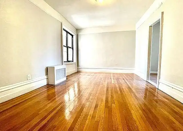 Property at 184 Nagle Ave, New York, NY, 10034, 1 bed, 1 bath, [object Object]