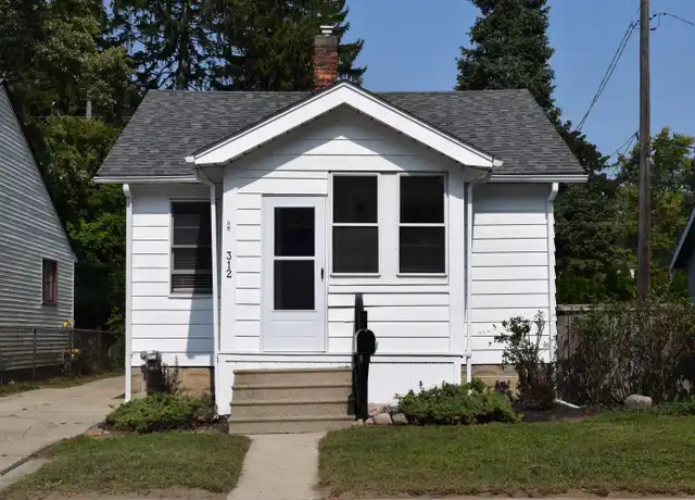 Property at 312 La Plaza Ct, Royal Oak, MI, 48073, 2 beds, 1.5 baths, [object Object]