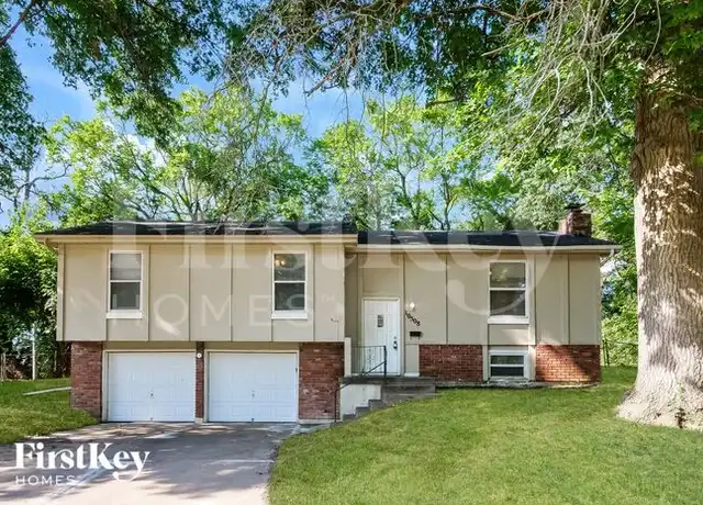 Property at 10508 Manchester Ave, Kansas City, MO, 64134, 3 beds, 1.5 baths, [object Object]