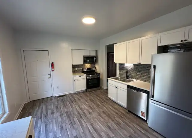 Property at 743 Academy St Unit 1, Kalamazoo, MI, 49007, 3 beds, 1 bath, [object Object]