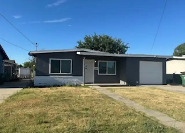 Property at 900 Roosevelt St, Kingsburg, CA, 93631, 3 beds, 1.5 baths, [object Object]