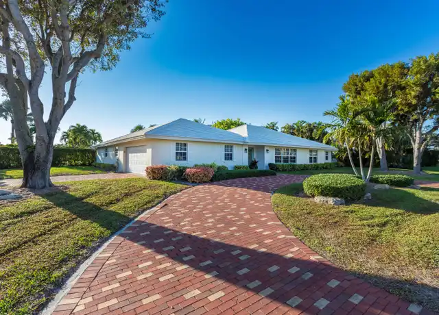 Property at 835 Canary Walk, Delray Beach, FL, 33483, 4 beds, 3.5 baths, [object Object]