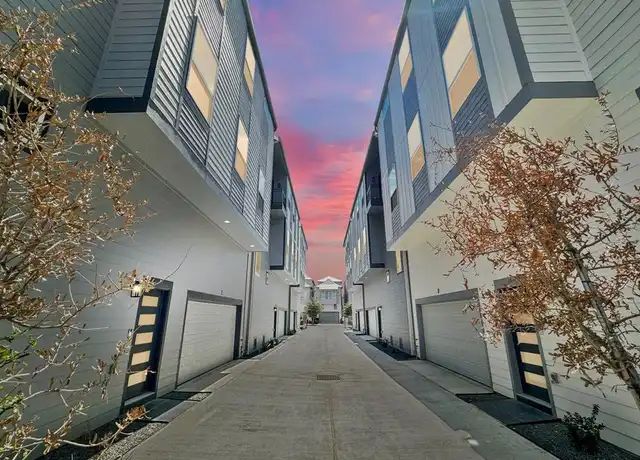 Property at 1221 W 16th St Unit B, Houston, TX, 77008, 3 beds, 3.5 baths, [object Object]