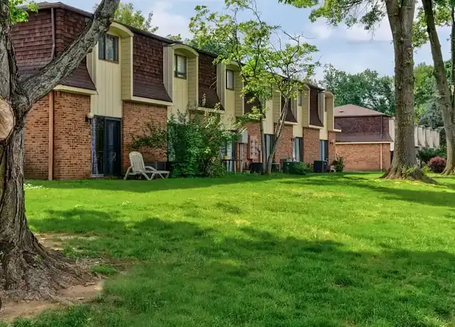 Property at Mapleview Colony Terrace Apartments - 1512 Venus Pl, Zanesville, OH, 43701, 1-3 bed, 1-1.5 bath, [object Object]