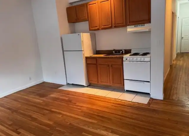 Property at 4 Ellsworth Ave, Cambridge, MA, 02139, 2 beds, 1 bath, [object Object]