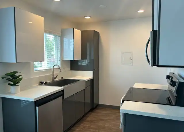 Property at 2656 Associated Rd Unit D057, Fullerton, CA, 92835, 2 beds, 1 bath, [object Object]