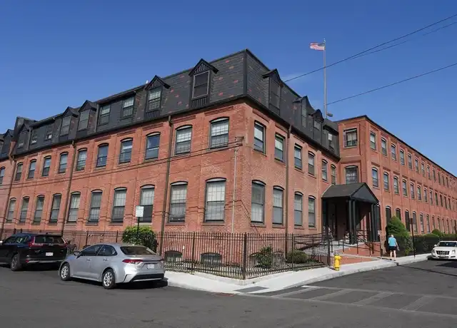 Property at 10 Weston Ave #220, Quincy, MA, 02170, 2 beds, 1 bath, [object Object]