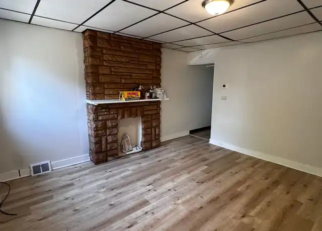 Property at 138 Marsden St, Pittsburgh, PA, 15207, 2 beds, 1 bath, [object Object]