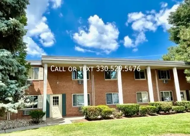 Property at 20604 Lorain Rd Unit C4, Fairview Park, OH, 44126, 1 bed, 1 bath, [object Object]