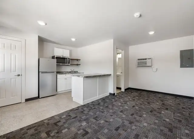 Property at 1145 Sherman St Apt 16, Hot Springs, SD, 57747, 0 beds, 1 bath, [object Object]