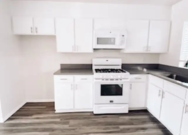 Property at 1443 W 179th St Unit 101, Gardena, CA, 90248, 2 beds, 1 bath, [object Object]