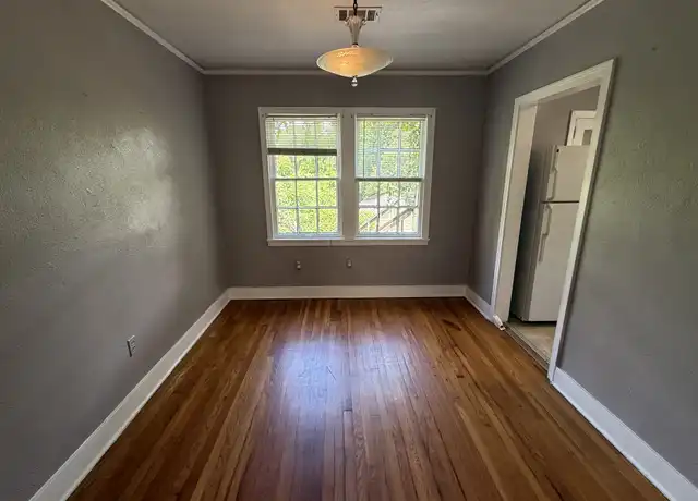 Property at 4134 N State St, Jackson, MS, 39206, 2 beds, 1 bath, [object Object]