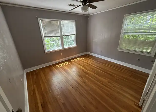 Property at 4134 N State St, Jackson, MS, 39206, 2 beds, 1 bath, [object Object]
