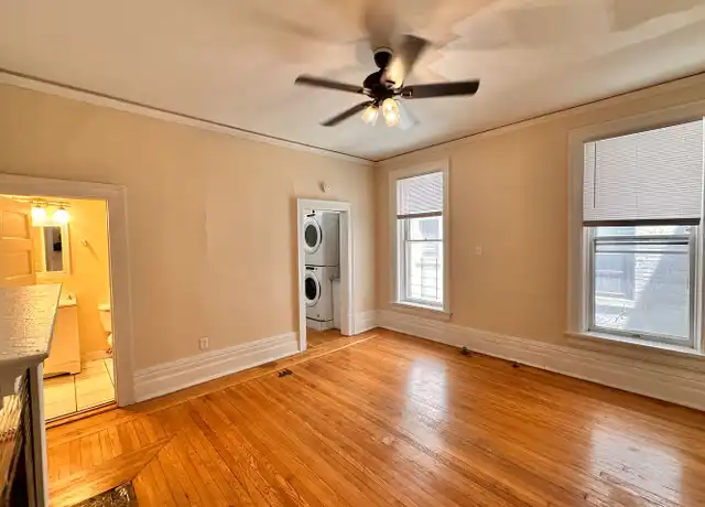 Property at 918 E Knapp St Unit 920, Milwaukee, WI, 53202, 1 bed, 1 bath, [object Object]