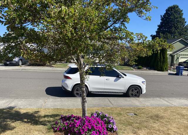 Photo of 1311 37th St, Anacortes, WA 98221