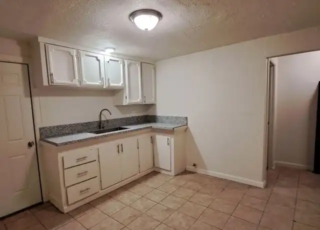Property at 439 N Glenn Ave Unit 443, Fresno, CA, 93701, 2 beds, 1 bath, [object Object]