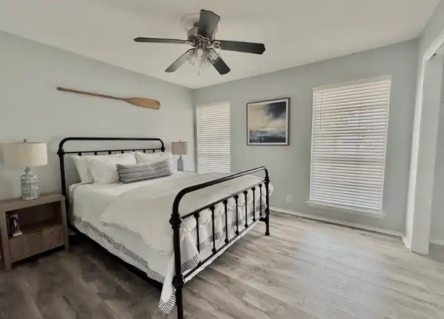 Property at 902 Pyramid Dr, Corpus Christi, TX, 78412, 1 bed, 1 bath, [object Object]