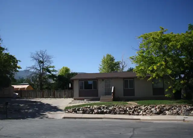 Property at 1047 Bulloch Cir, Cedar City, UT, 84721, 6 beds, 2 baths, [object Object]