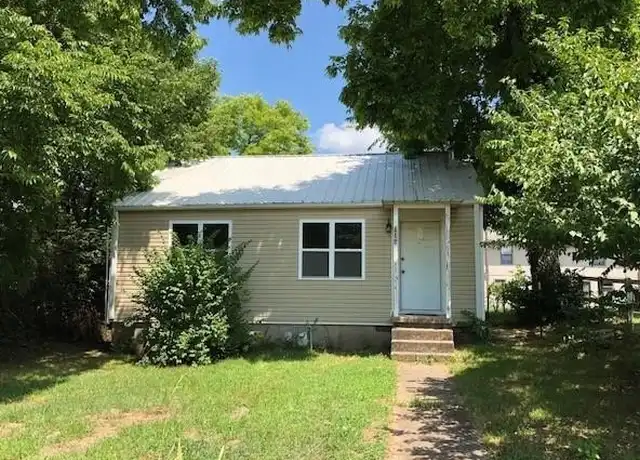 Property at 736 N Garland Ave, Fayetteville, AR, 72701, 2 beds, 1 bath, [object Object]