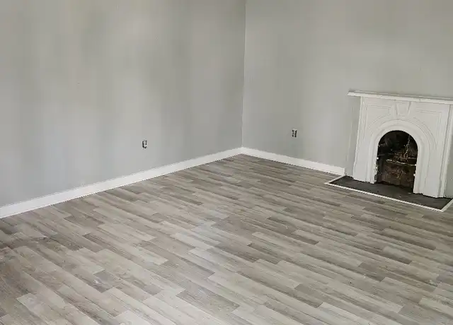 Property at 1725 Gallagher St, Louisville, KY, 40210, 2 beds, 1 bath, [object Object]