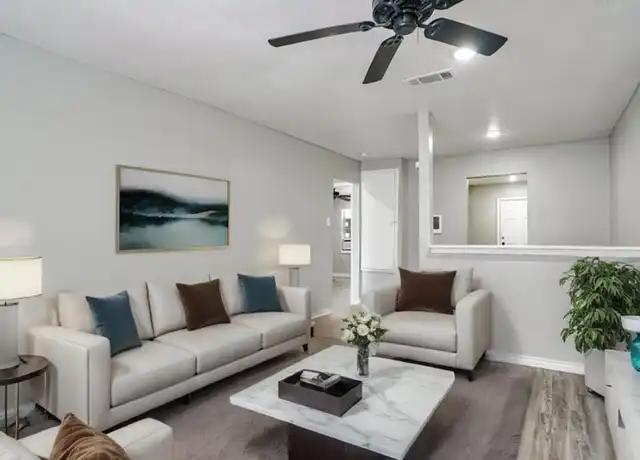 Property at 5117 Lavender St Unit 5175, Houston, TX, 77026, 2 beds, 1 bath, [object Object]