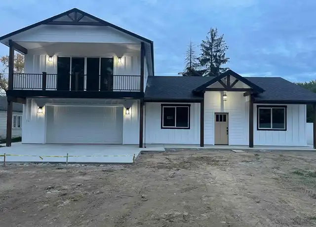 Property at 114 W Graves Rd Unit C, Spokane, WA, 99218, 1 bed, 1 bath, [object Object]