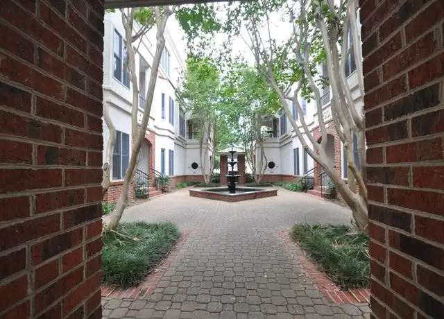 Property at 258 E Davie St, Raleigh, NC, 27601, 2 beds, 2.5 baths, [object Object]