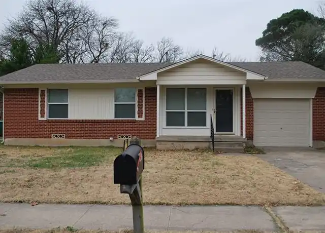 Property at 2005 Shawnee St, Denton, TX, 76209, 3 beds, 1 bath, [object Object]
