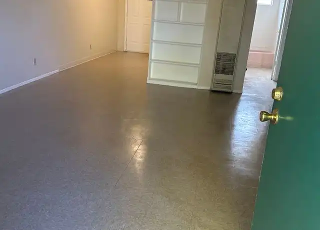 Property at 401 Indiana St SE Unit 405-C, Albuquerque, NM, 87108, 2 beds, 1 bath, [object Object]