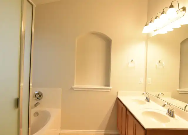 Property at 5106 Lions Gate Ln, Killeen, TX, 76549, 3 beds, 2 baths, [object Object]