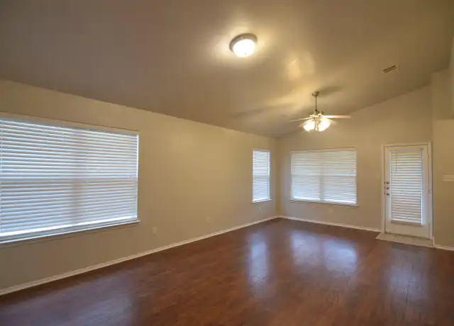 Property at 5106 Lions Gate Ln, Killeen, TX, 76549, 3 beds, 2 baths, [object Object]