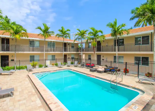 Property at 2102 Alamanda Dr Unit 204, Naples, FL, 34102, 2 beds, 1.5 baths, [object Object]