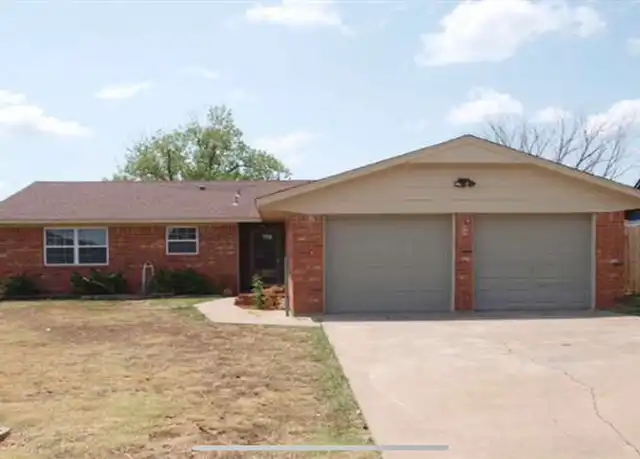 Property at 847 SE Lomond Ln, Lawton, OK, 73501, 3 beds, 2 baths, [object Object]