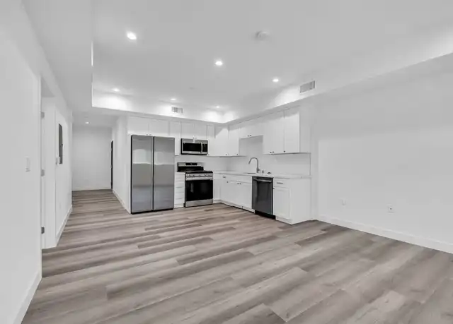 Property at 627 N Dillon St Unit 302, Los Angeles, CA, 90026, 1 bed, 1 bath, [object Object]