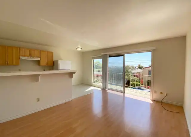 Property at 1400 Solano Ave Unit 3, Albany, CA, 94706, 1 bed, 1 bath, [object Object]