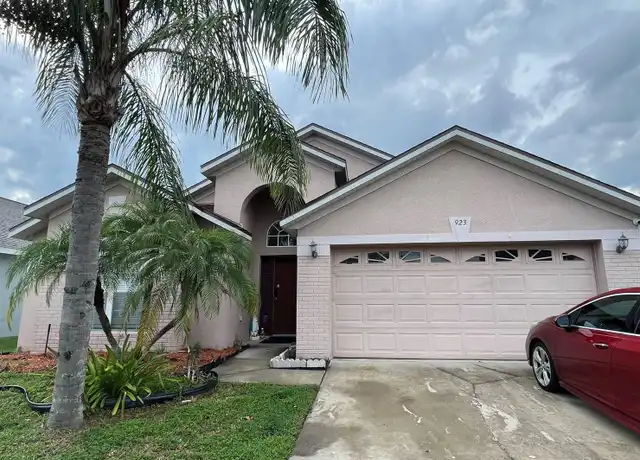 Property at 923 Tramells Trl, Kissimmee, FL, 34744, 4 beds, 2 baths, [object Object]