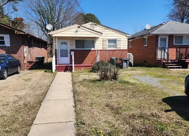 Property at 420 Greenbriar Ave, Hampton, VA, 23661, 3 beds, 1 bath, [object Object]