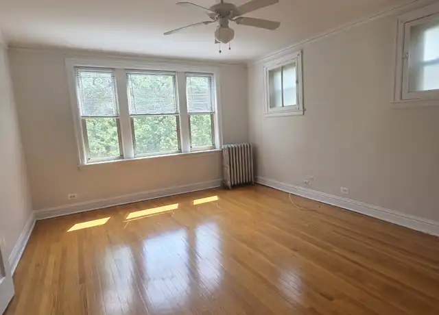 Property at 7524 N Seeley Ave Unit 2S, Chicago, IL, 60645, 1 bed, 1 bath, [object Object]