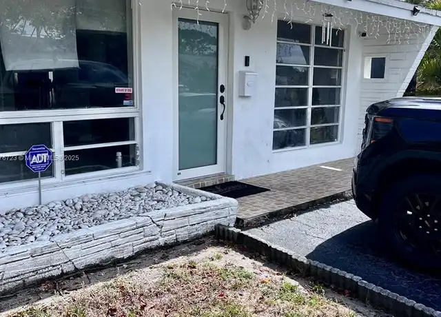 Property at 7070 Raleigh St Unit 7070, Hollywood, FL, 33024, 3 beds, 2 baths, [object Object]