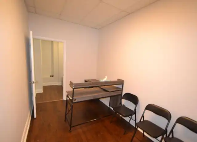 Property at 4178 W Montrose Ave, Chicago, IL, 60641, 0 beds, 1 bath, [object Object]